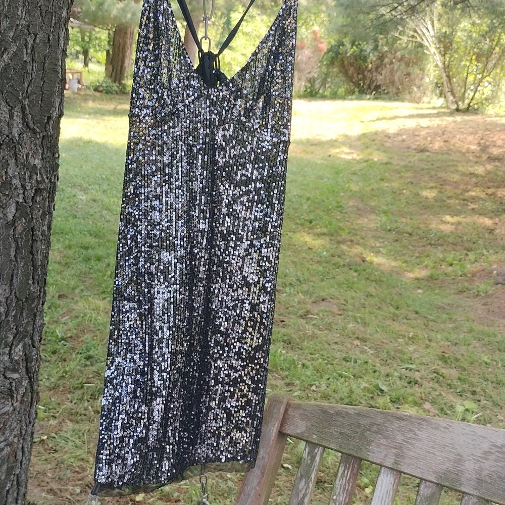 FREE PEOPLE INTIMATELY SEQUINS SEXY DRESS/ BLACK SATIN LINER